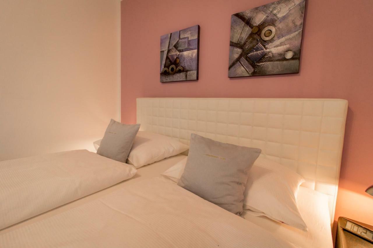 Ferienapartments Am Steinfelder Hof Bad Neuenahr-Ahrweiler Dış mekan fotoğraf